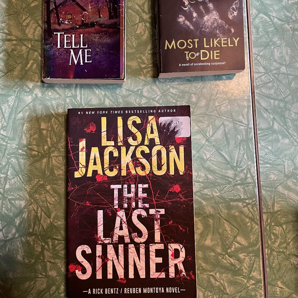 Lisa Jackson Books - Set of 3
